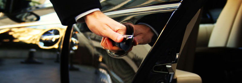 luxury car rental Milan